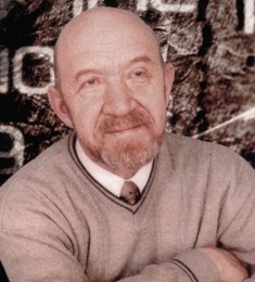 БАЗЫЛЕВ Юрий Александрович (р. 1943) Инженер, журналист, афорист
