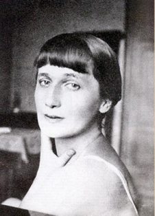 АХМАТОВА Анна Андреевна (Горенко) (1889-1966) Российский поэт